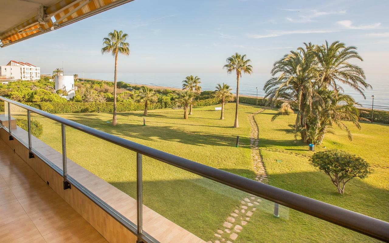 Luxury Gava Beachfront Apartment Barcelona Экстерьер фото